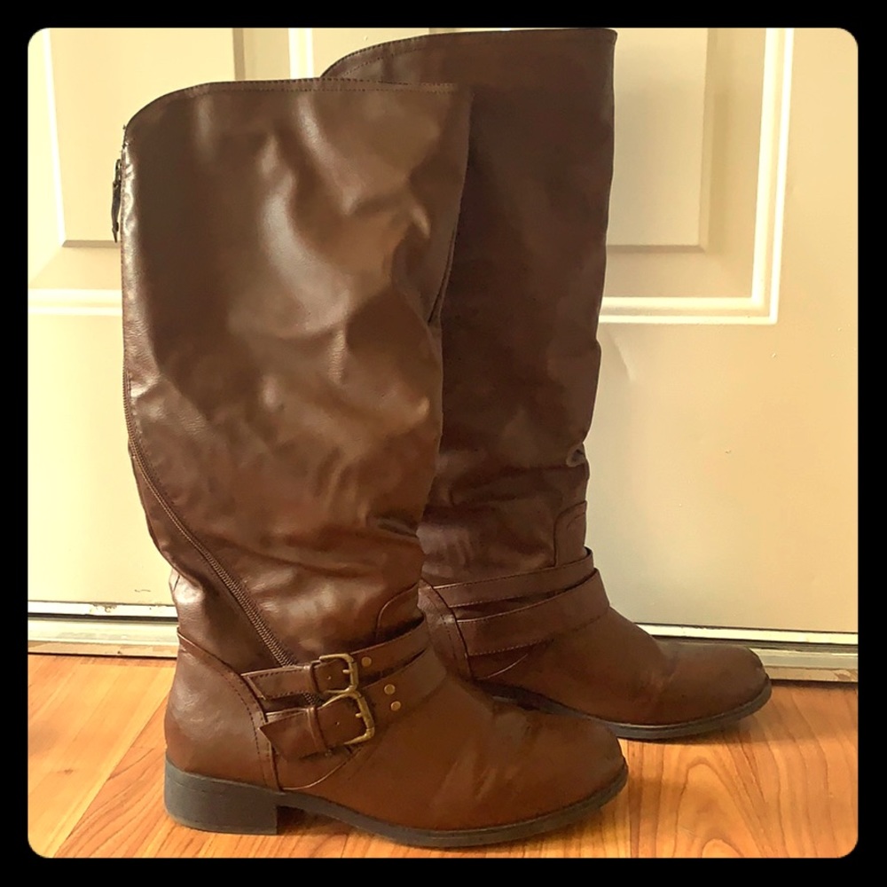 Brown boots